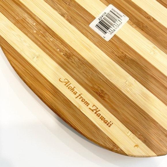 Pineapple Shaped Wooden Cutting Board - Picture 4 of 4